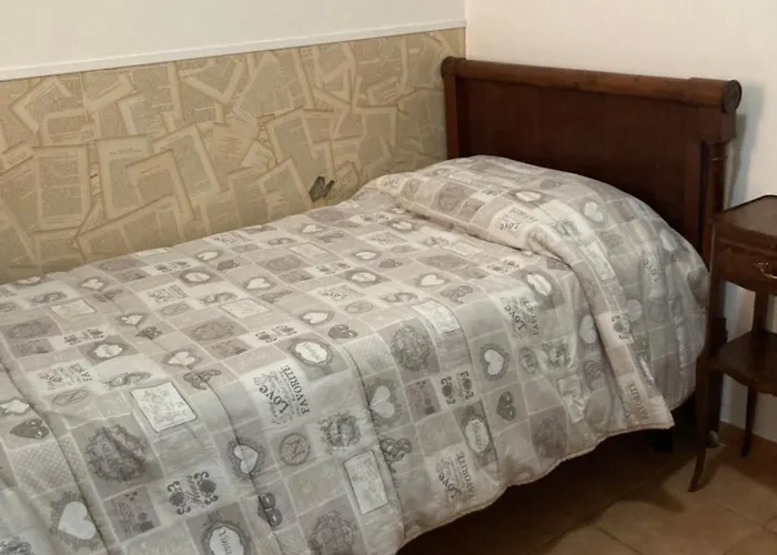 Oreglia House * Roma