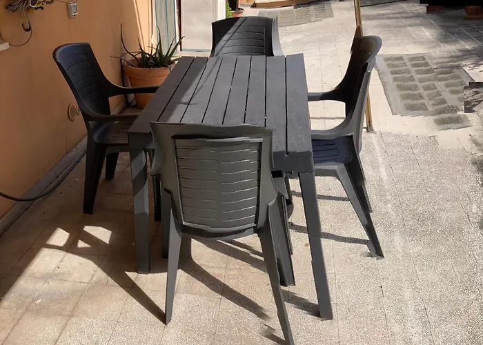 Daire Oreglia House *