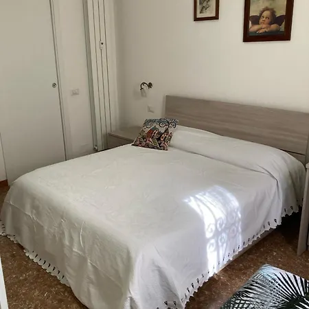 Oreglia House * Rzym